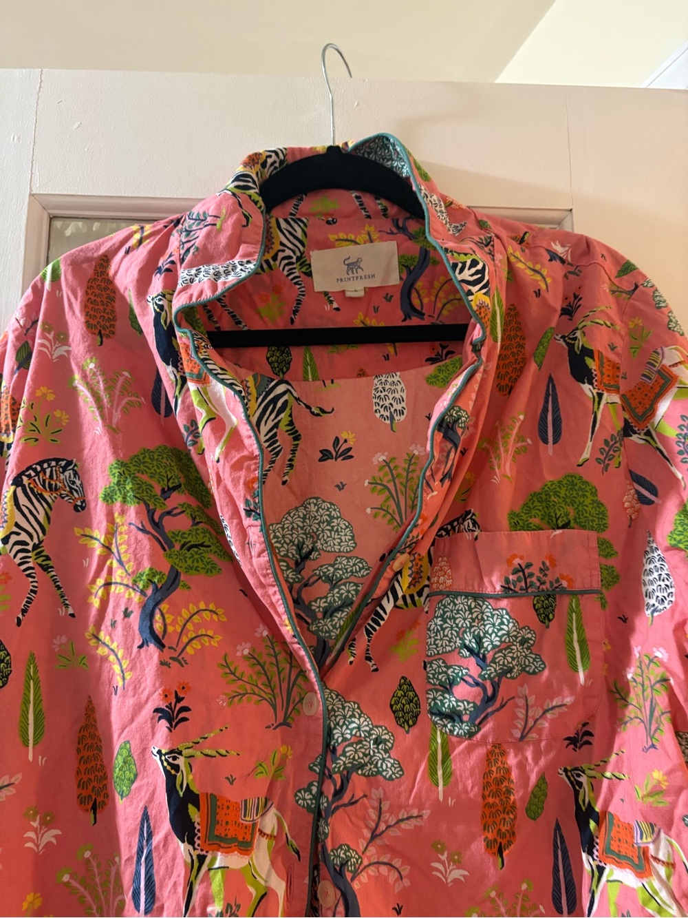 Printfresh Pink Button-Up Shirt with Tropical Animal Print - Picture 3 of 6